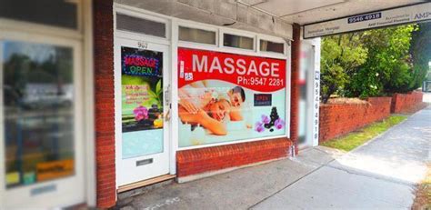 Erotic massage Blakehurst